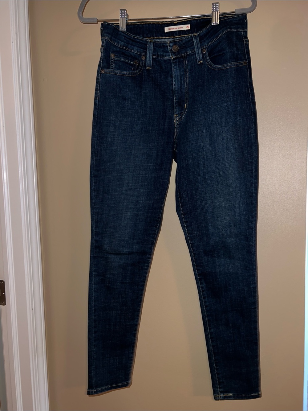 Levi 721 High Rise Skinny Dark Blue Jeans